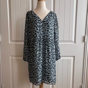 LOFT Gray Animal Print V-Neck Dress